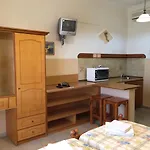Eleni Apartments